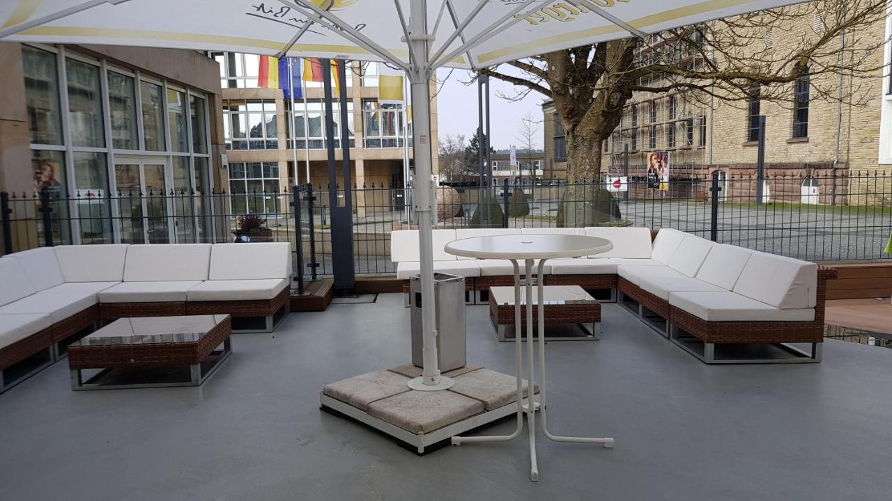Zum Simonbraeu Hotel Bitburg Exterior foto